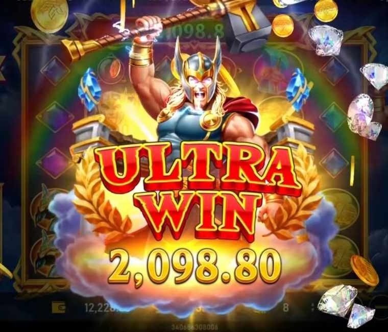 雷神之鎚2老虎機ULTRA WIN畫面，高額獎金爆發與雷神角色